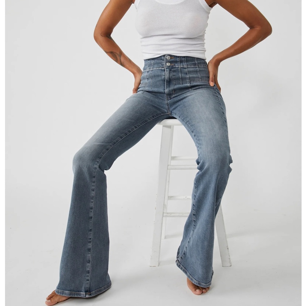 Free People Jayde Flare Wide Leg Bellbottom Jeans🕊️